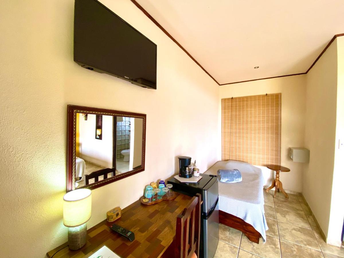 Hotel Vista Linda Montana Tambor  エクステリア 写真